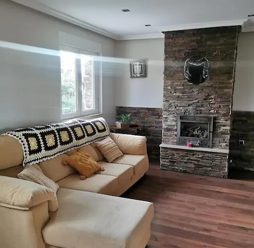 Casa Con En El Casero * 奥维耶多